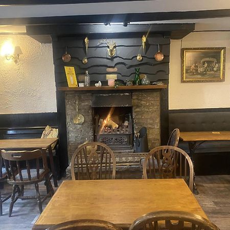 The Angel Inn Alston Ruang foto